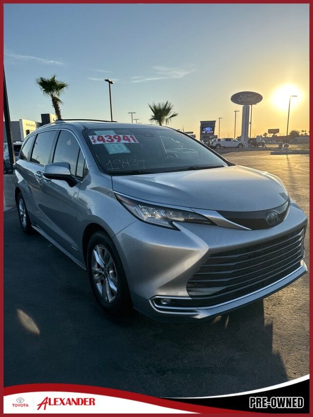 2021 Toyota Sienna Limited Yuma AZ