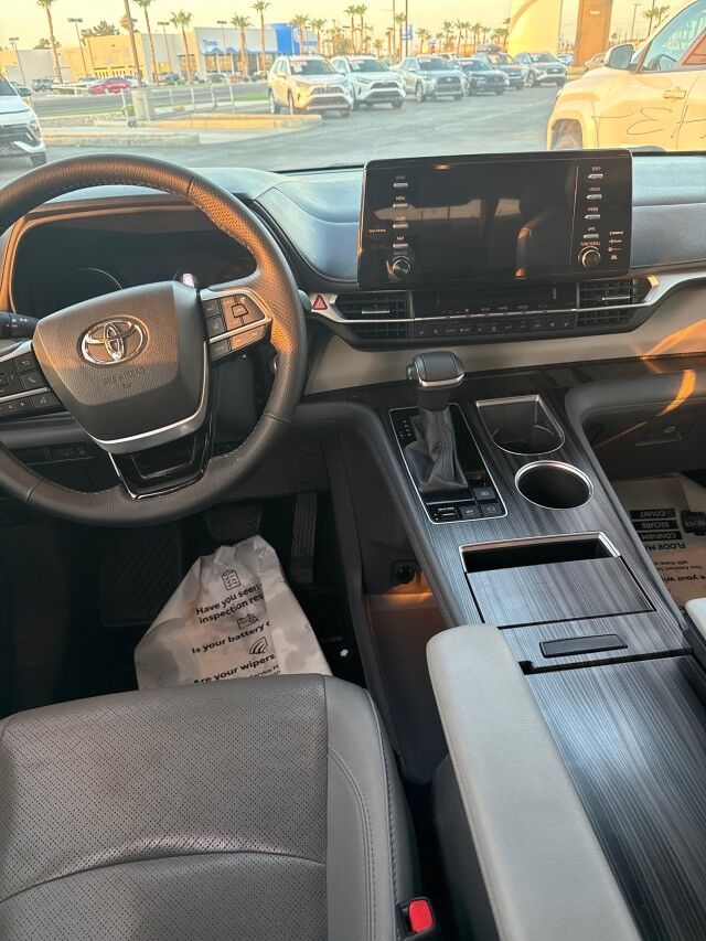 2021 Toyota Sienna Limited Yuma AZ