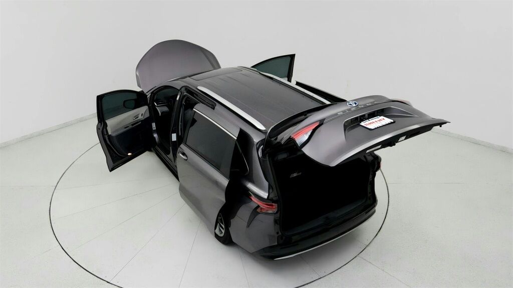 2021 Toyota Sienna Limited Laurel MD