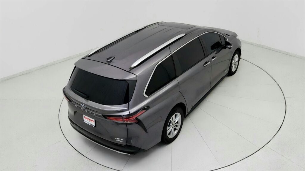 2021 Toyota Sienna Limited Laurel MD