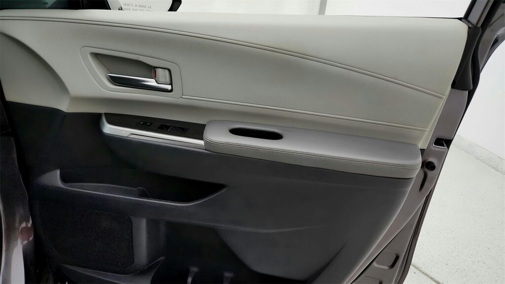 2021 Toyota Sienna Limited Laurel MD