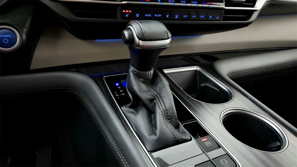 2021 Toyota Sienna Limited Laurel MD