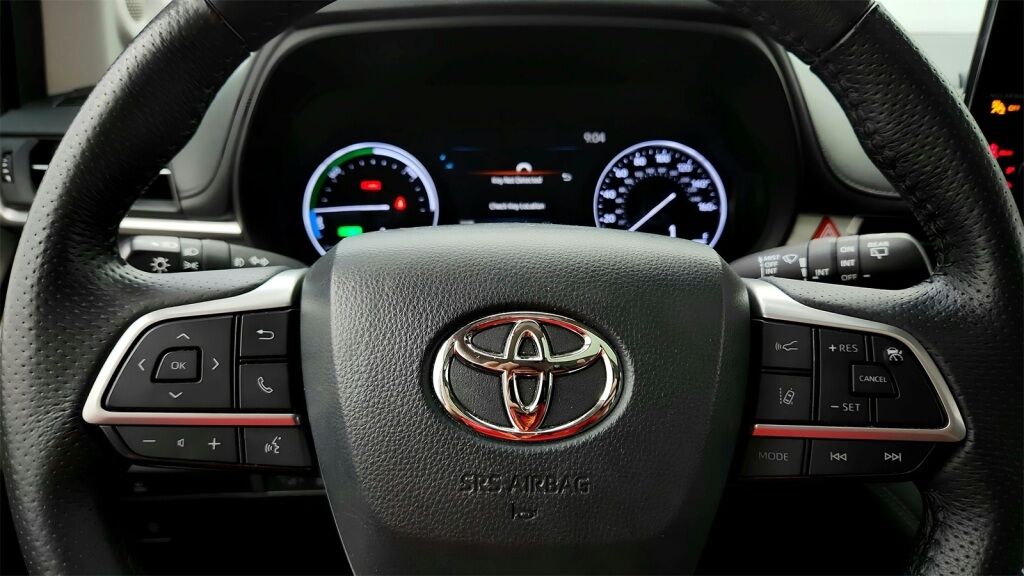 2021 Toyota Sienna Limited Laurel MD