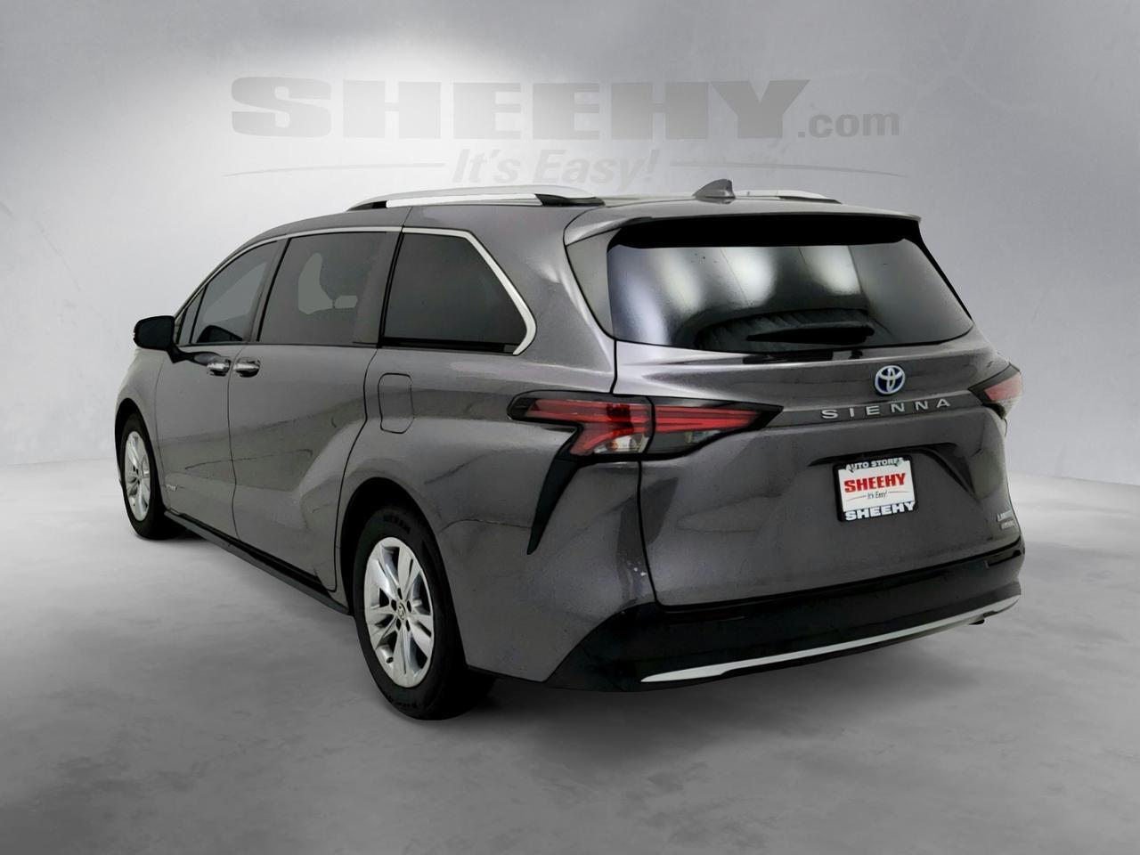 2021 Toyota Sienna Limited Laurel MD