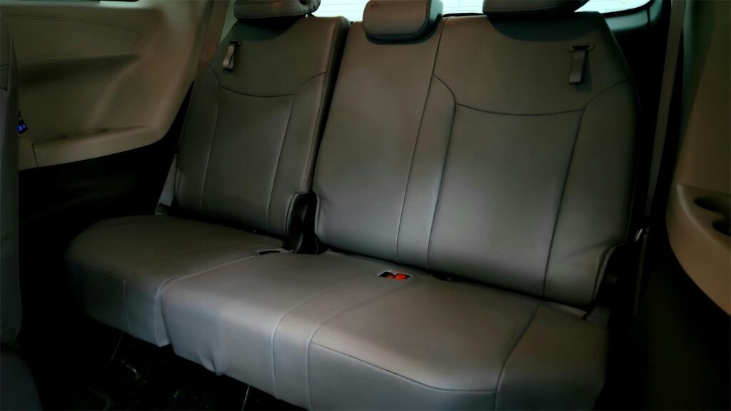 2021 Toyota Sienna Limited Laurel MD