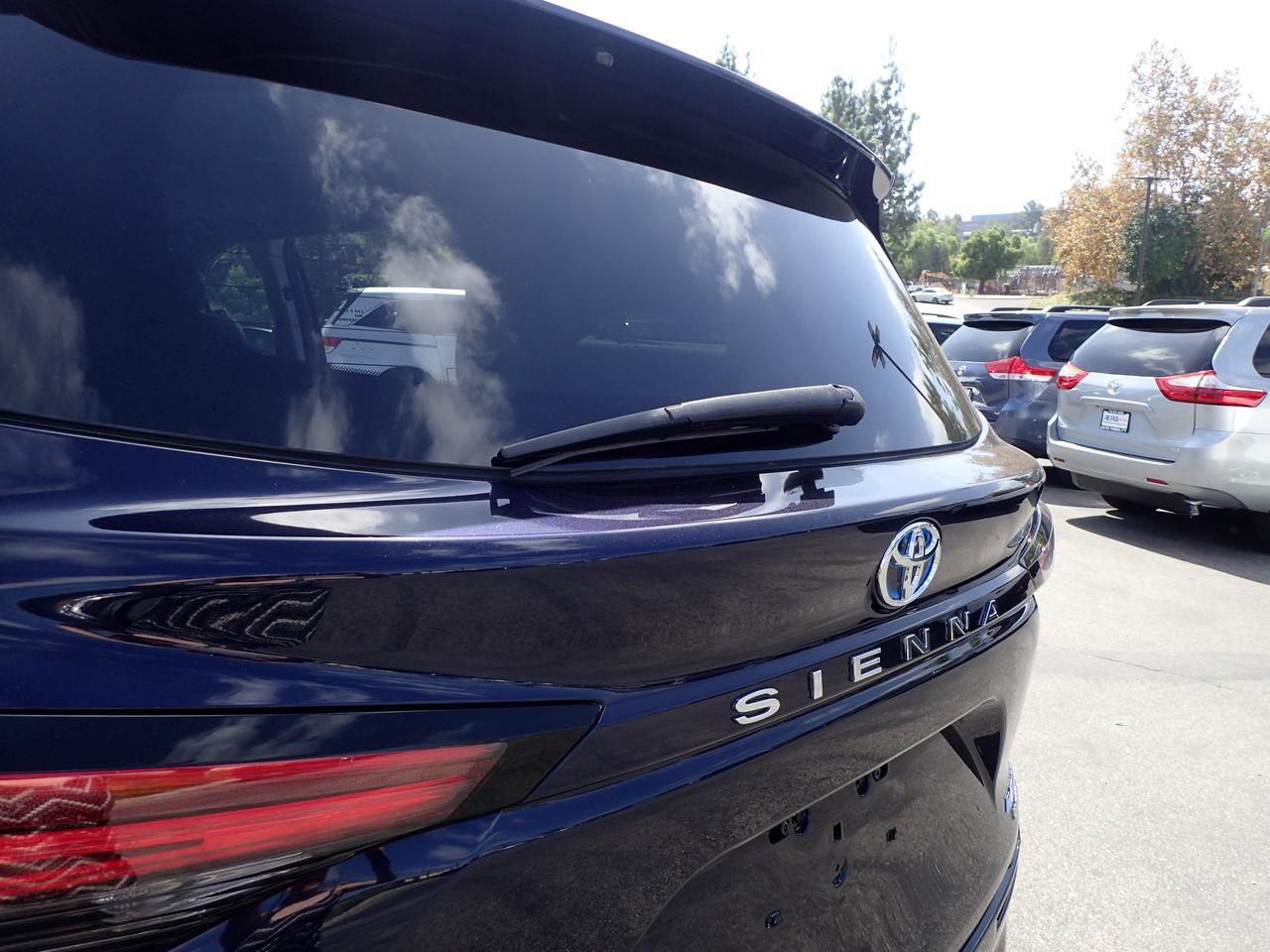 2021 Toyota Sienna Platinum Anaheim CA