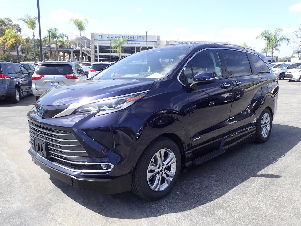 2021 Toyota Sienna Platinum