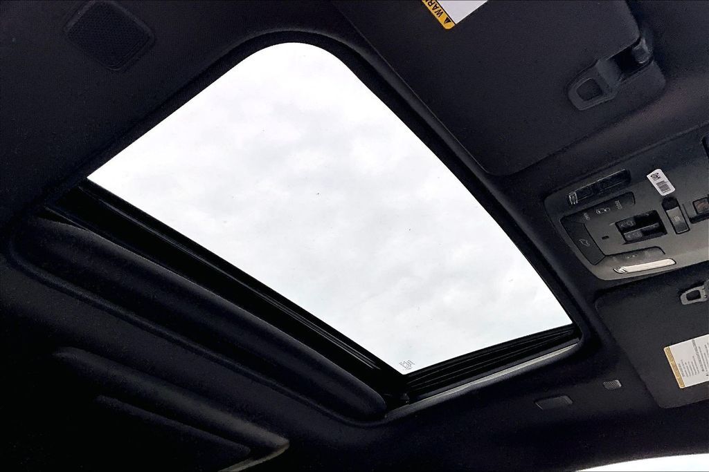 2021 Toyota Sienna Platinum OR