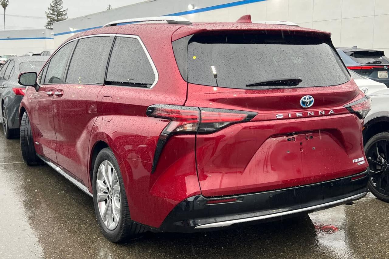 2021 Toyota Sienna Platinum Roseville CA