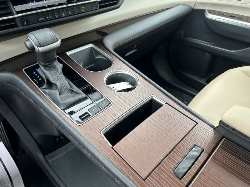 2021 Toyota Sienna XLE - HANDICAP VAN Webster MA