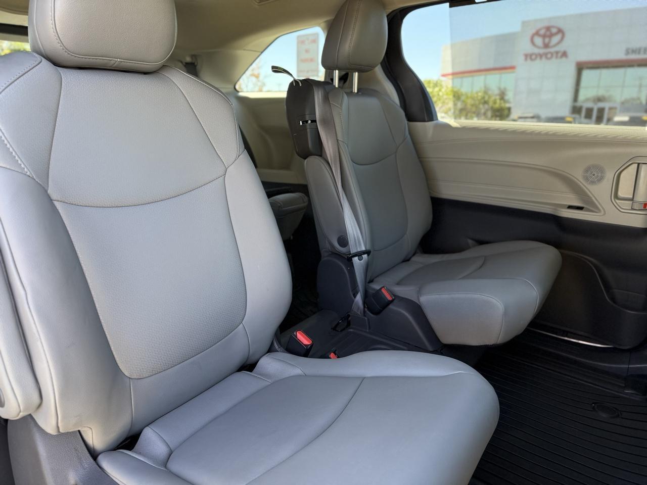 2021 Toyota Sienna XLE 8 Passenger Stafford VA