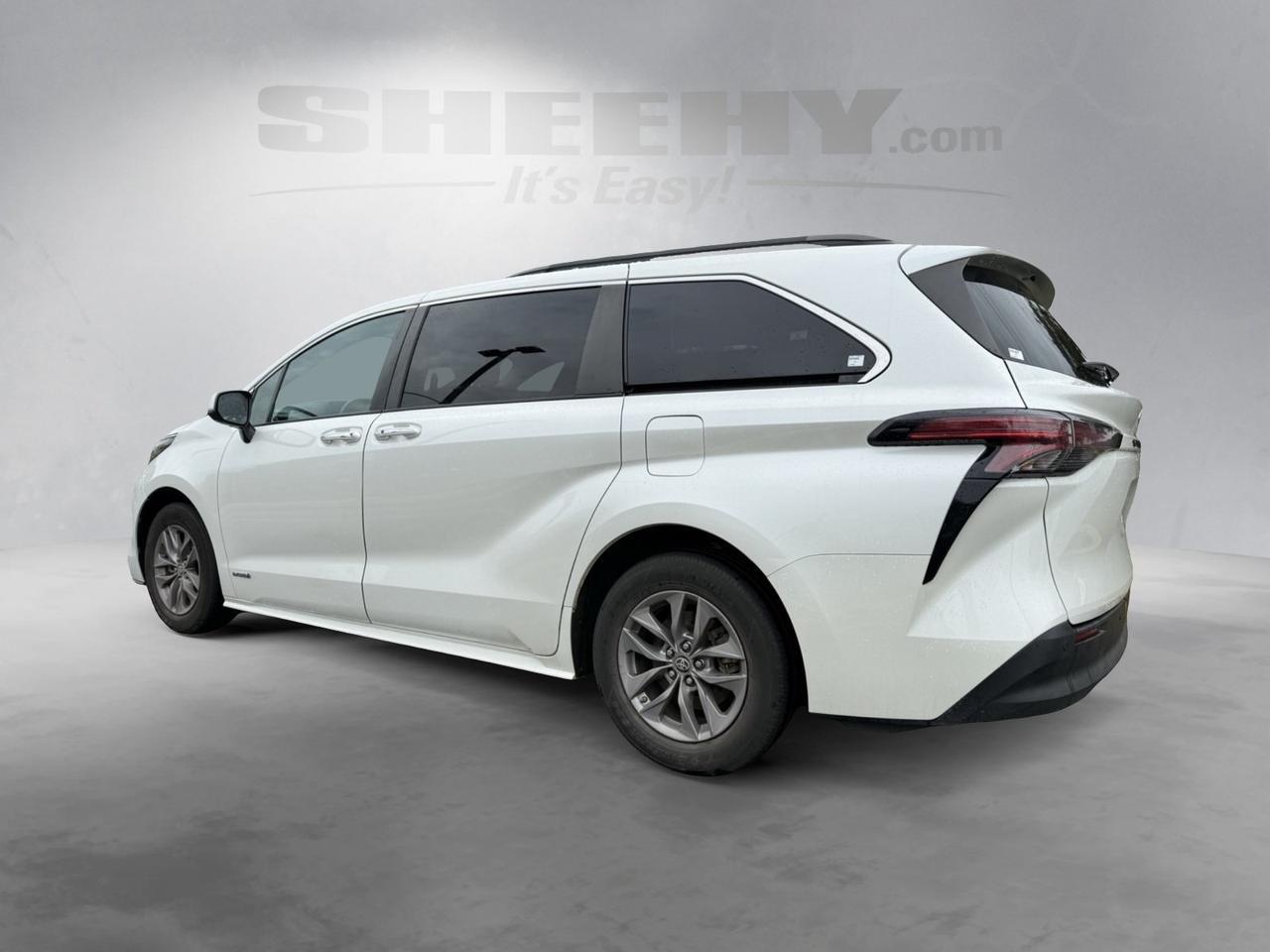 2021 Toyota Sienna XLE 8 Passenger Stafford VA