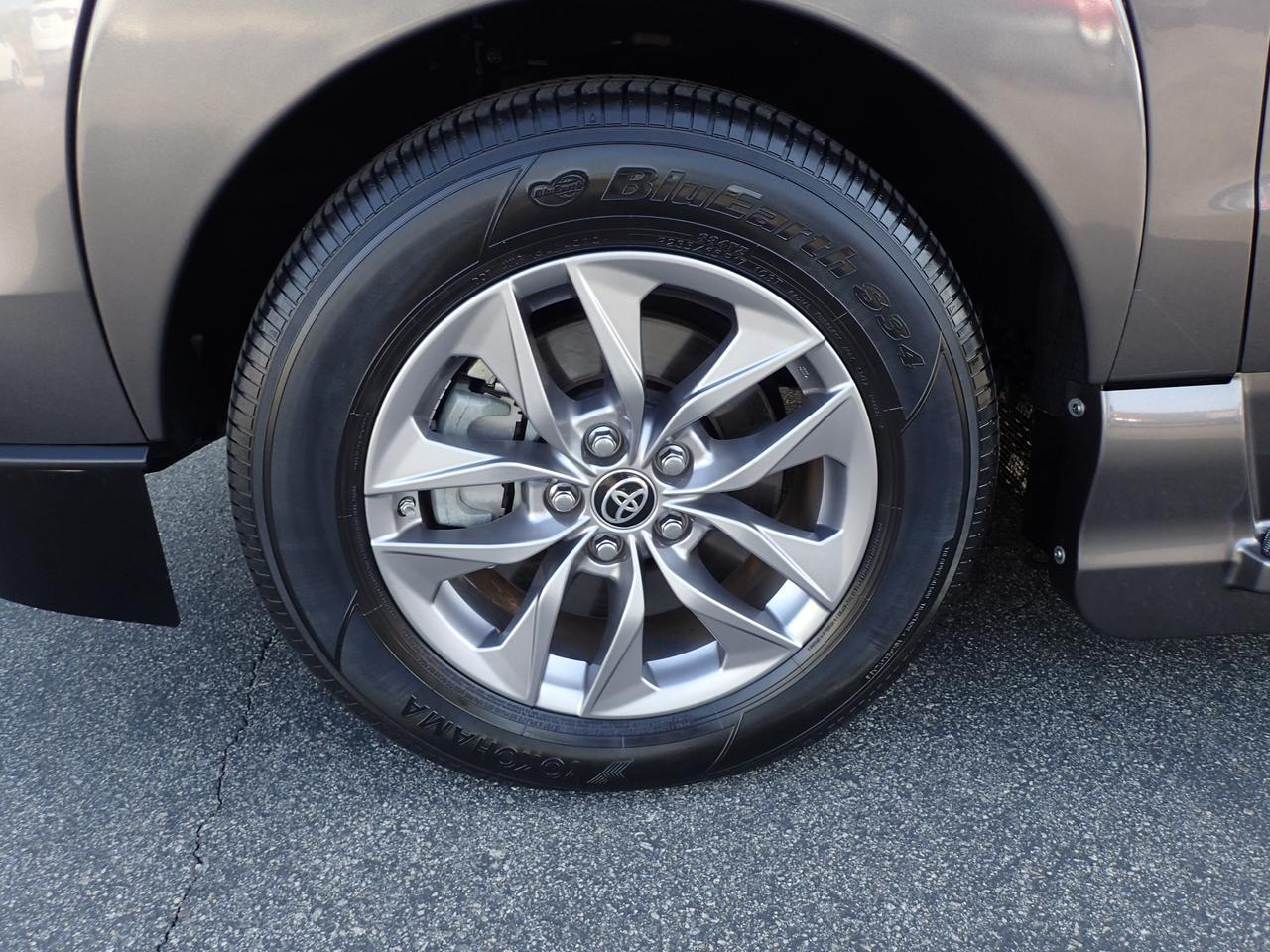 2021 Toyota Sienna XLE Anaheim CA