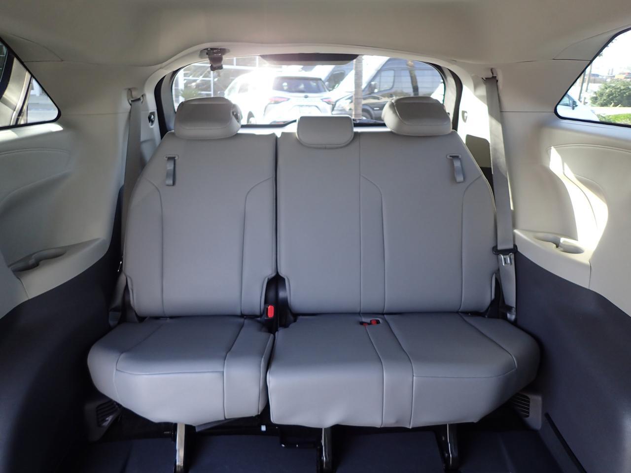 2021 Toyota Sienna XLE Anaheim CA