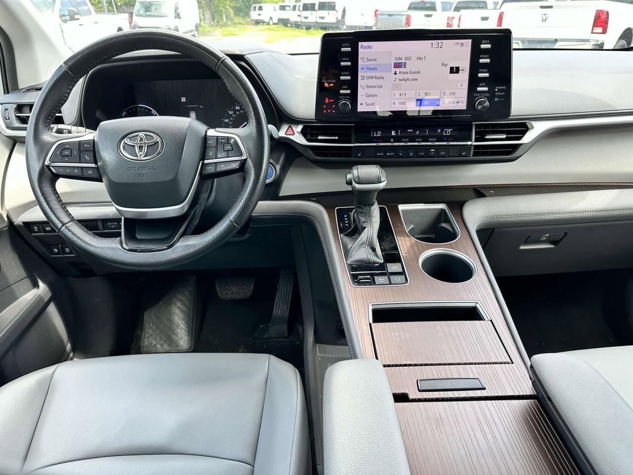 2021 Toyota Sienna XLE San Clemente CA