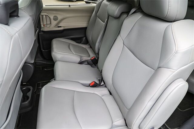 2021 Toyota Sienna XLE Renton WA