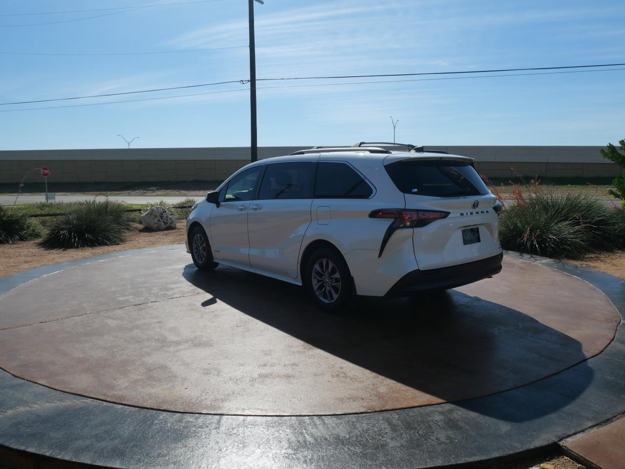2021 Toyota Sienna XLE San Juan TX