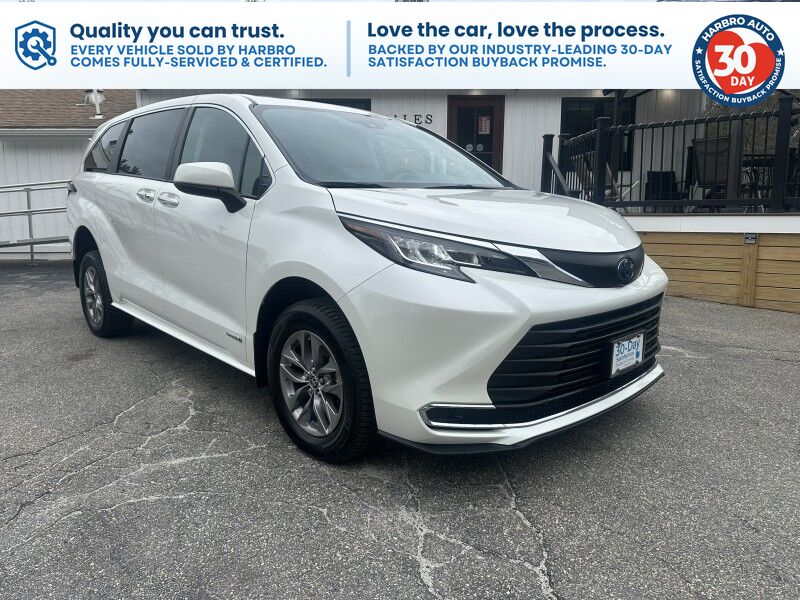 2021 Toyota Sienna XLE