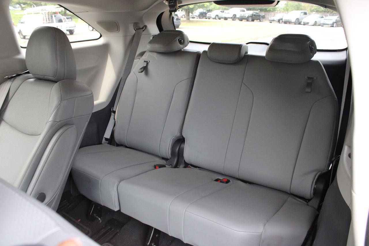 2021 Toyota Sienna XLE Fredericksburg VA
