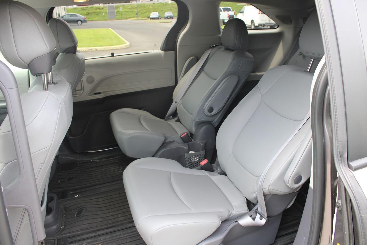 2021 Toyota Sienna XLE Fredericksburg VA