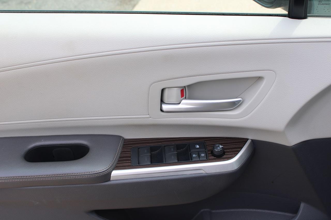 2021 Toyota Sienna XLE Fredericksburg VA