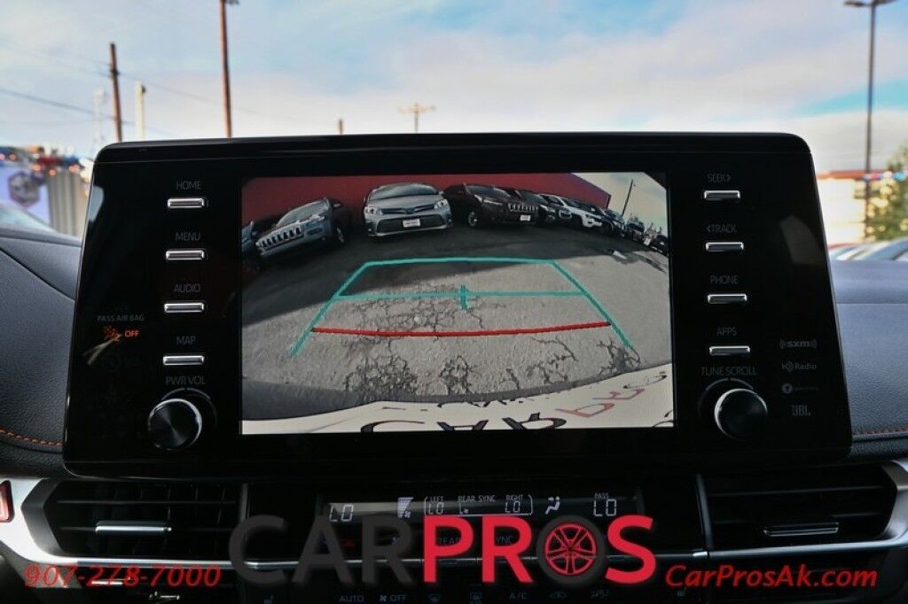 2021 Toyota Sienna XSE - 2.5L - Automatic - All Wheel Drive - Powered Heated Leather Seats - Backup Camera - Navigation - Push To Start - Keyless Entry - Bluetooth - Sunroof - 3rd Row Seating Anchorage AK