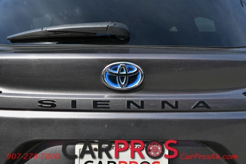 2021 Toyota Sienna XSE - 2.5L - Automatic - All Wheel Drive - Powered Heated Leather Seats - Backup Camera - Navigation - Push To Start - Keyless Entry - Bluetooth - Sunroof - 3rd Row Seating Anchorage AK