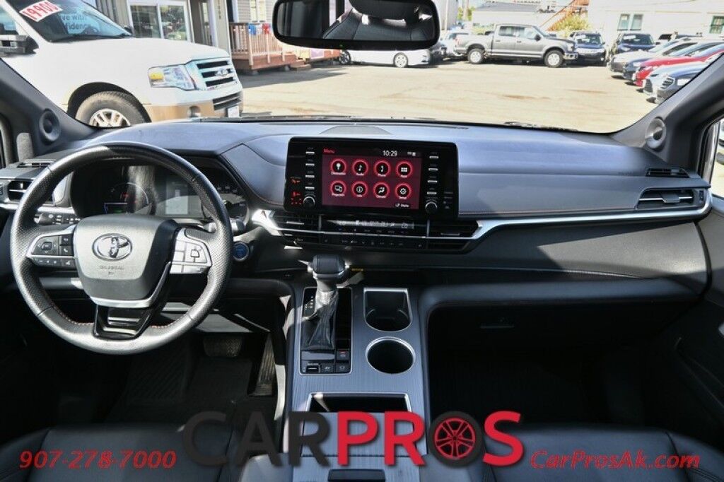 2021 Toyota Sienna XSE - 2.5L - Automatic - All Wheel Drive - Powered Heated Leather Seats - Backup Camera - Navigation - Push To Start - Keyless Entry - Bluetooth - Sunroof - 3rd Row Seating Anchorage AK