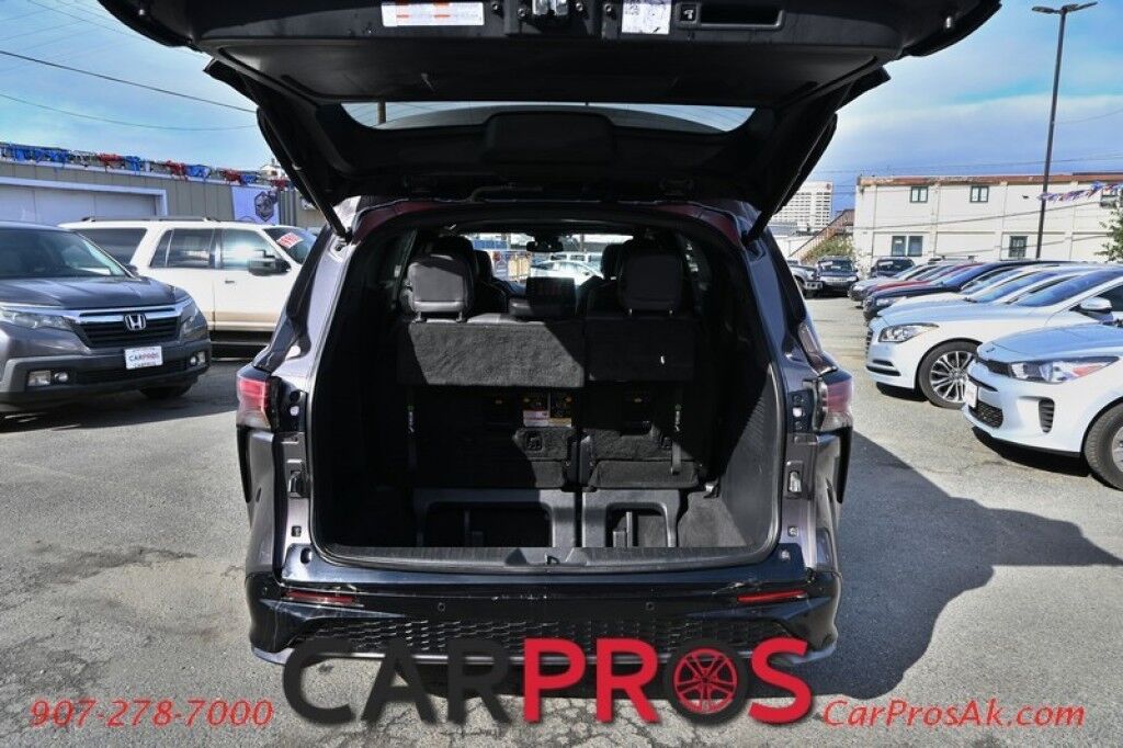 2021 Toyota Sienna XSE - 2.5L - Automatic - All Wheel Drive - Powered Heated Leather Seats - Backup Camera - Navigation - Push To Start - Keyless Entry - Bluetooth - Sunroof - 3rd Row Seating Anchorage AK