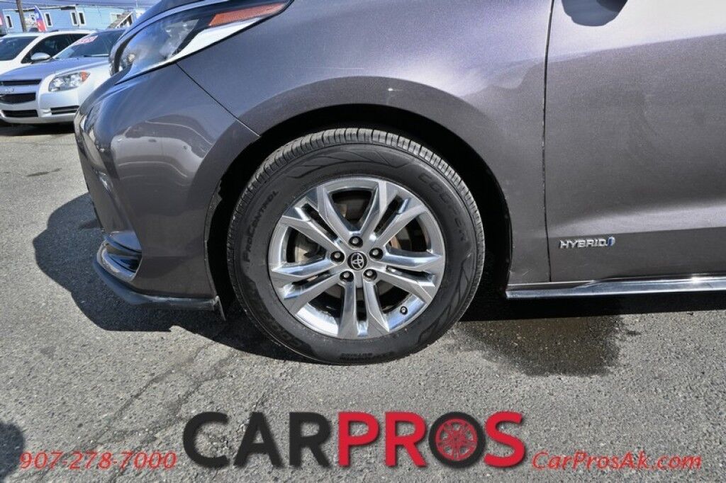 2021 Toyota Sienna XSE - 2.5L - Automatic - All Wheel Drive - Powered Heated Leather Seats - Backup Camera - Navigation - Push To Start - Keyless Entry - Bluetooth - Sunroof - 3rd Row Seating Anchorage AK