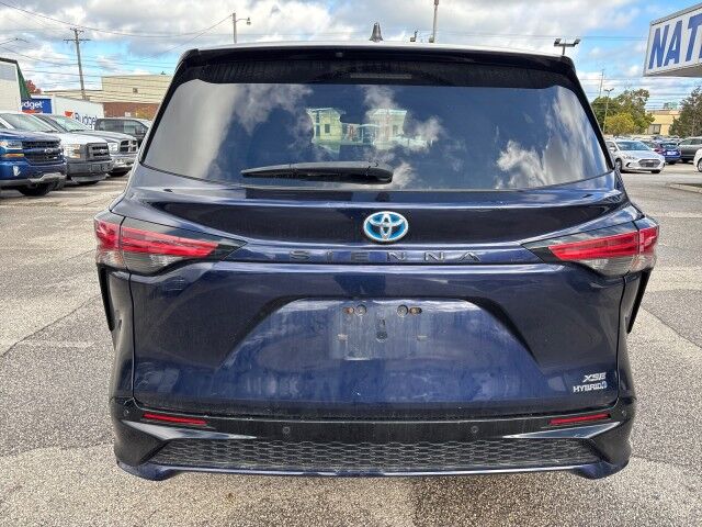 2021 Toyota Sienna XSE Cleveland OH