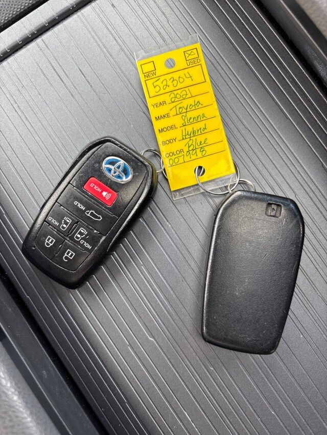 2021 Toyota Sienna XSE Cleveland OH