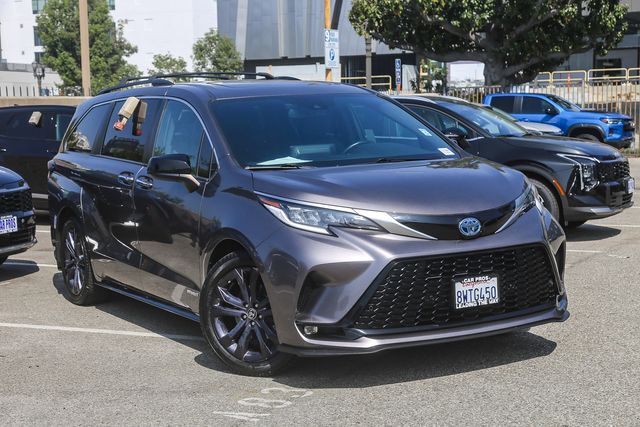 2021 Toyota Sienna XSE