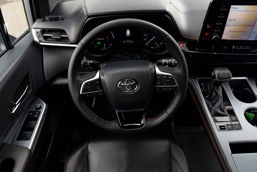 2021 Toyota Sienna XSE Milwaukie OR