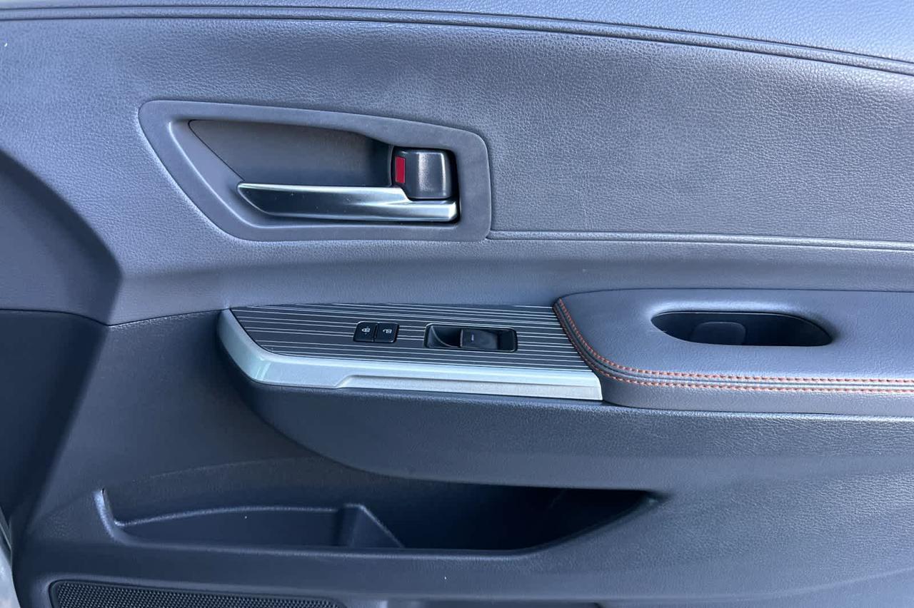 2021 Toyota Sienna XSE Roseville CA