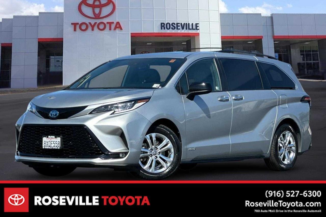 2021 Toyota Sienna XSE