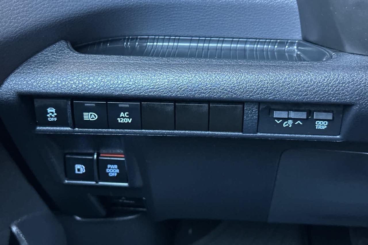 2021 Toyota Sienna XSE Roseville CA