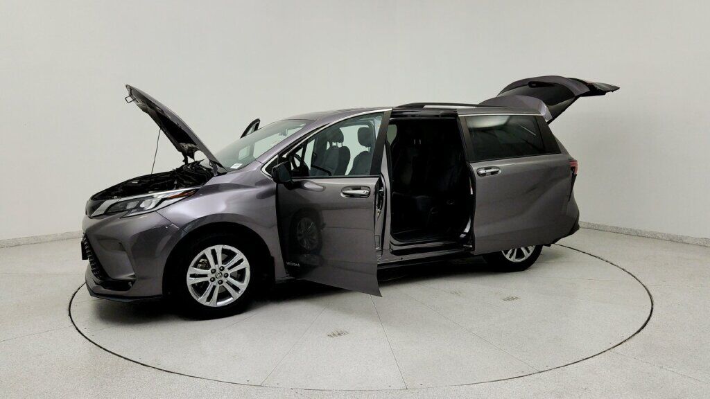 2021 Toyota Sienna XSE Laurel MD