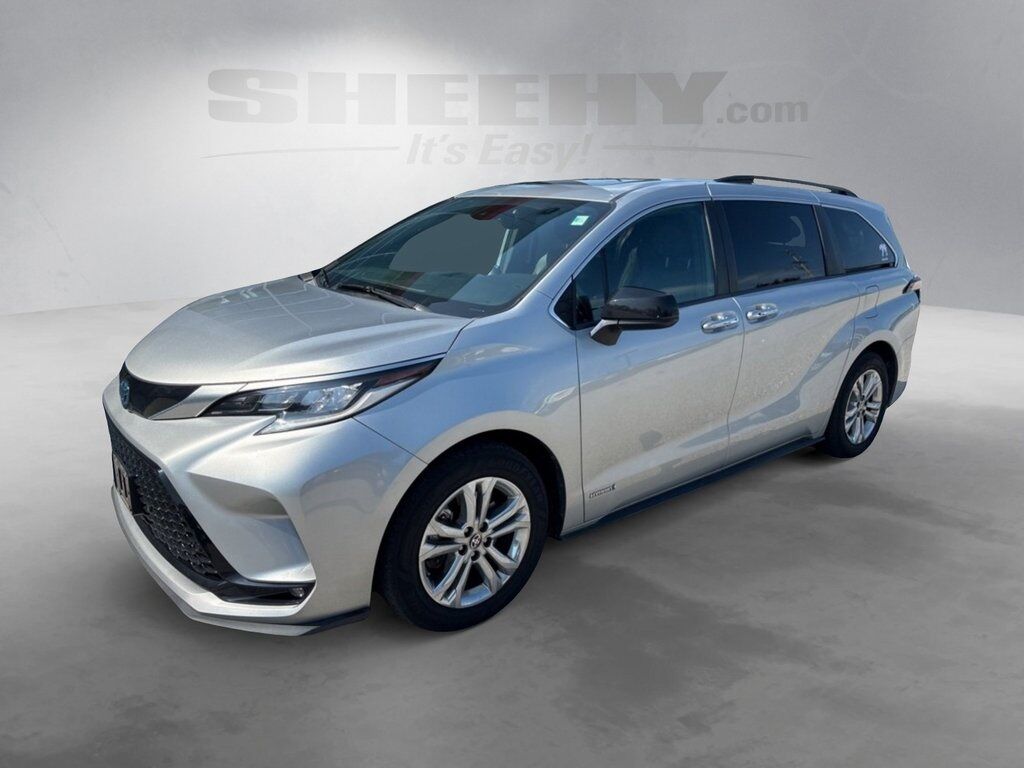 2021 Toyota Sienna XSE