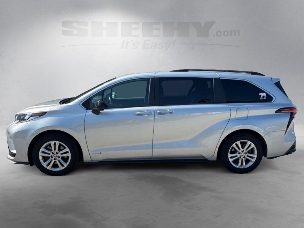 2021 Toyota Sienna XSE