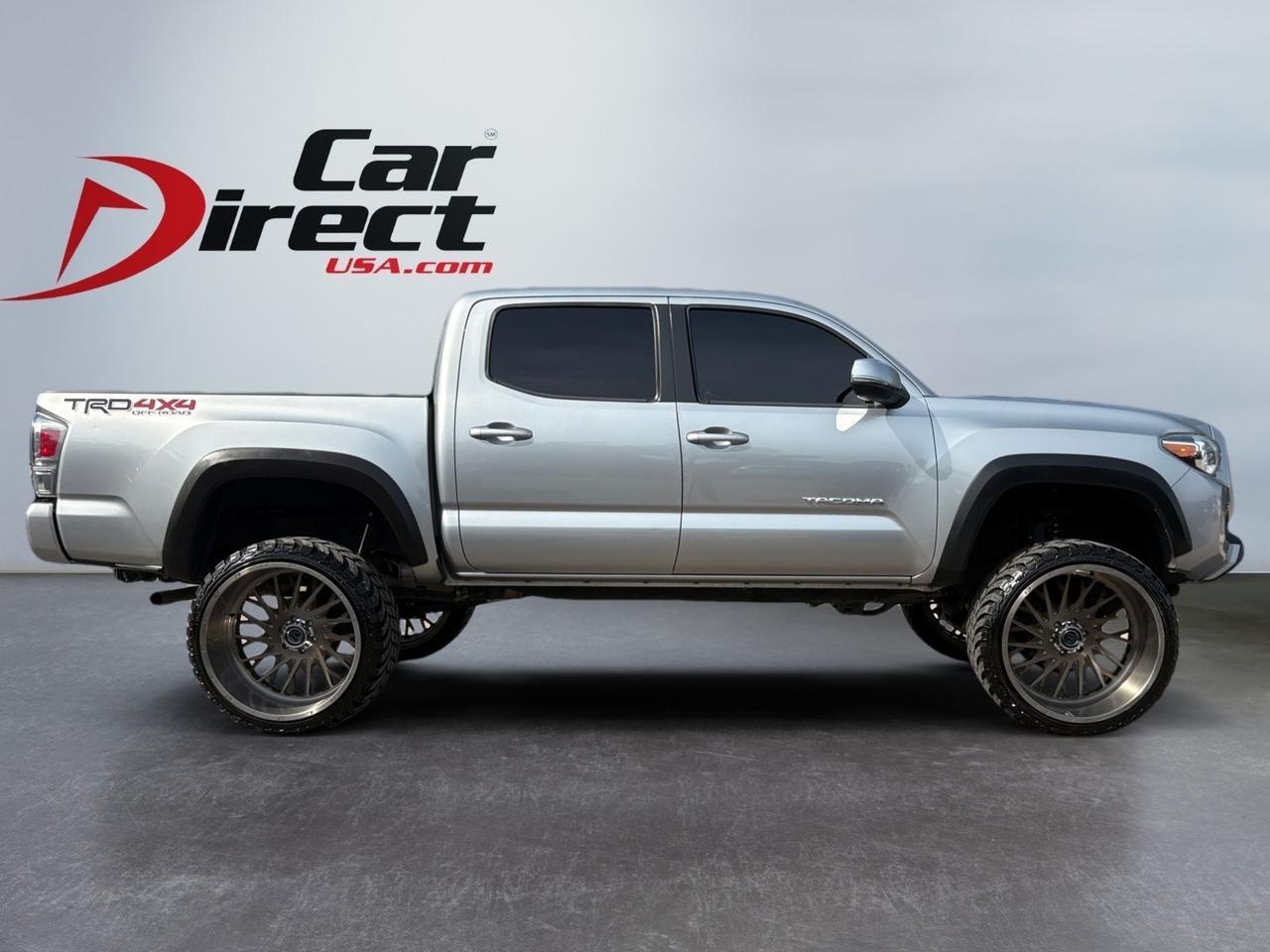 2021 Toyota Tacoma 4WD SR5, 4X4, TOWING PACKAGE, BLUETOOTH, ADAPTIVE CRUISE CONTROL, BED LINER, FEDNER FLARES, KEYLESS ENTRY, KEYLESS START, ONLY 60K MILES, THE KEYS ARE WAITING FOR YOU! Virginia Beach VA