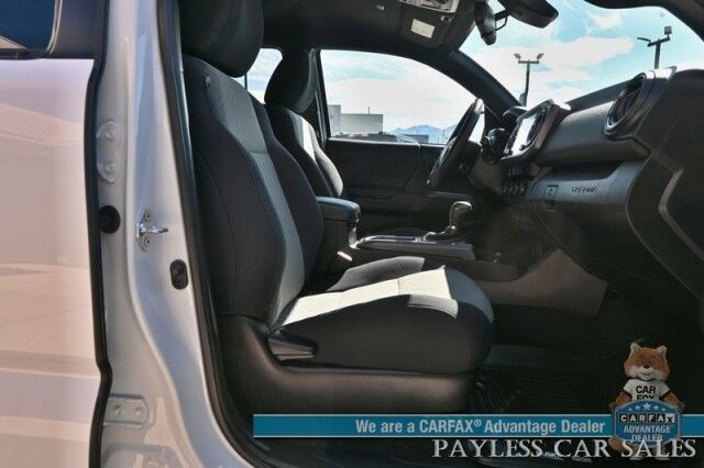 2021 Toyota Tacoma 4WD TRD Off Road / 4X4 / Crew Cab / Power Premium Cloth Seats / Lane Departure & Blind Spot Alert / Apple CarPlay & Android Auto / Back Up Camera / Color Matched Leer Canopy / Keyless Entry & Start / Tow Pkg Anchorage AK