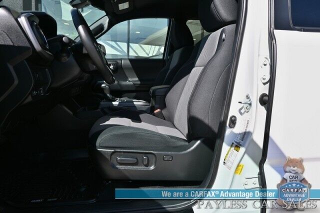 2021 Toyota Tacoma 4WD TRD Off Road / 4X4 / Crew Cab / Power Premium Cloth Seats / Lane Departure & Blind Spot Alert / Apple CarPlay & Android Auto / Back Up Camera / Color Matched Leer Canopy / Keyless Entry & Start / Tow Pkg Anchorage AK