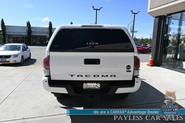 2021 Toyota Tacoma 4WD TRD Off Road / 4X4 / Crew Cab / Power Premium Cloth Seats / Lane Departure & Blind Spot Alert / Apple CarPlay & Android Auto / Back Up Camera / Color Matched Leer Canopy / Keyless Entry & Start / Tow Pkg Anchorage AK