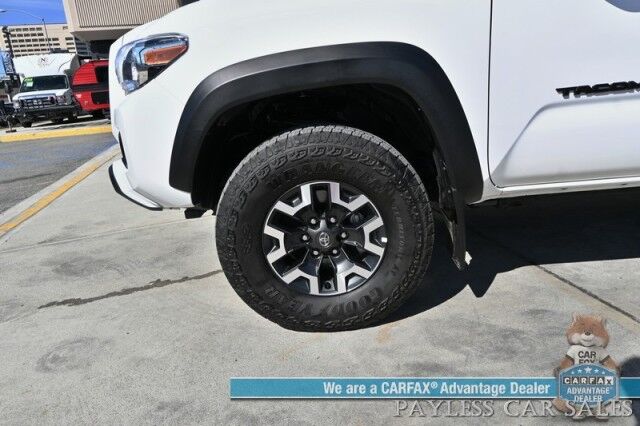 2021 Toyota Tacoma 4WD TRD Off Road / 4X4 / Crew Cab / Power Premium Cloth Seats / Lane Departure & Blind Spot Alert / Apple CarPlay & Android Auto / Back Up Camera / Color Matched Leer Canopy / Keyless Entry & Start / Tow Pkg Anchorage AK