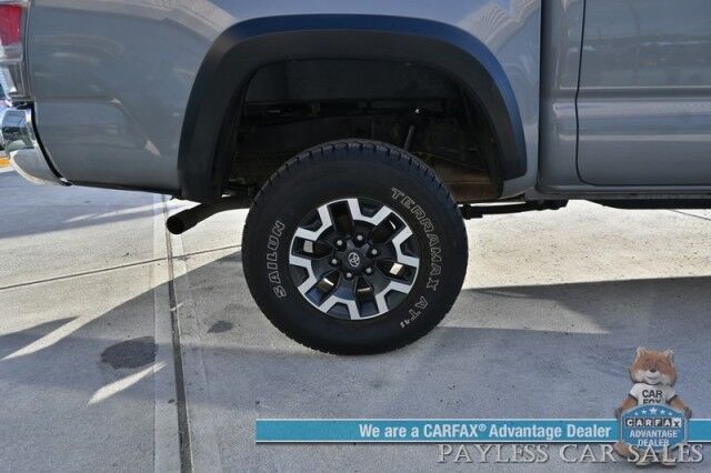 2021 Toyota Tacoma 4WD TRD Off Road / 4X4 / Crew Cab / Premium Cloth Seats / Adaptive Cruise Control / Lane Departure Alert / Apple CarPlay & Android Auto / Back Up Camera / Bed Liner / Keyless Entry & Start / Tow Pkg Anchorage AK