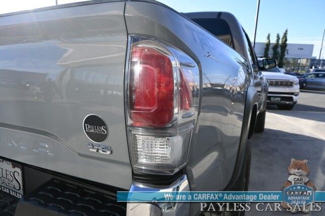 2021 Toyota Tacoma 4WD TRD Off Road / 4X4 / Crew Cab / Premium Cloth Seats / Adaptive Cruise Control / Lane Departure Alert / Apple CarPlay & Android Auto / Back Up Camera / Bed Liner / Keyless Entry & Start / Tow Pkg Anchorage AK