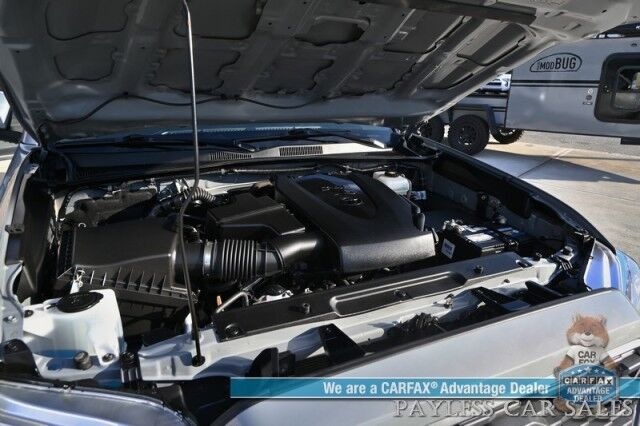 2021 Toyota Tacoma 4WD TRD Off Road / 4X4 / Crew Cab / Premium Cloth Seats / Adaptive Cruise Control / Lane Departure Alert / Apple CarPlay & Android Auto / Back Up Camera / Bed Liner / Keyless Entry & Start / Tow Pkg Anchorage AK