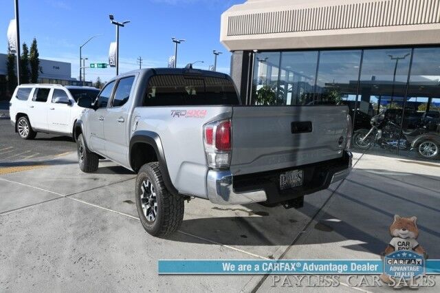 2021 Toyota Tacoma 4WD TRD Off Road / 4X4 / Crew Cab / Premium Cloth Seats / Adaptive Cruise Control / Lane Departure Alert / Apple CarPlay & Android Auto / Back Up Camera / Bed Liner / Keyless Entry & Start / Tow Pkg Anchorage AK
