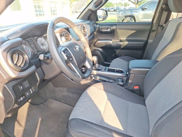 2021 Toyota Tacoma 4WD TRD Off-Road Hurst TX